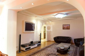 3 room apartment in the center city